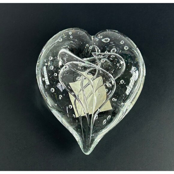 GLOBAL VILLAGE GLASS STUDIOS Heart Shape Clear Glass Paperweight Abstract Bubble - Picture 1 of 6